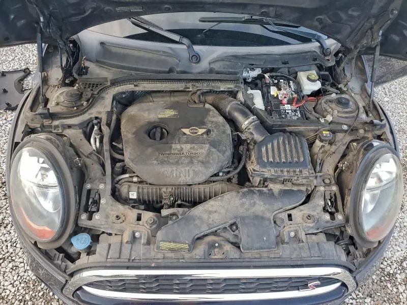 2015 MINI COOPER S  