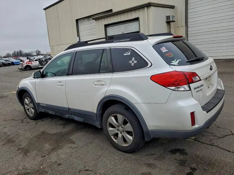 2011 SUBARU OUTBACK 2.5I PREMIUM  