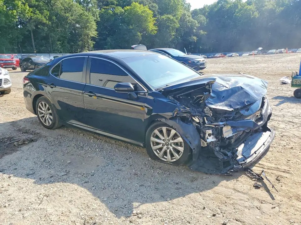 2019 TOYOTA CAMRY LE  
