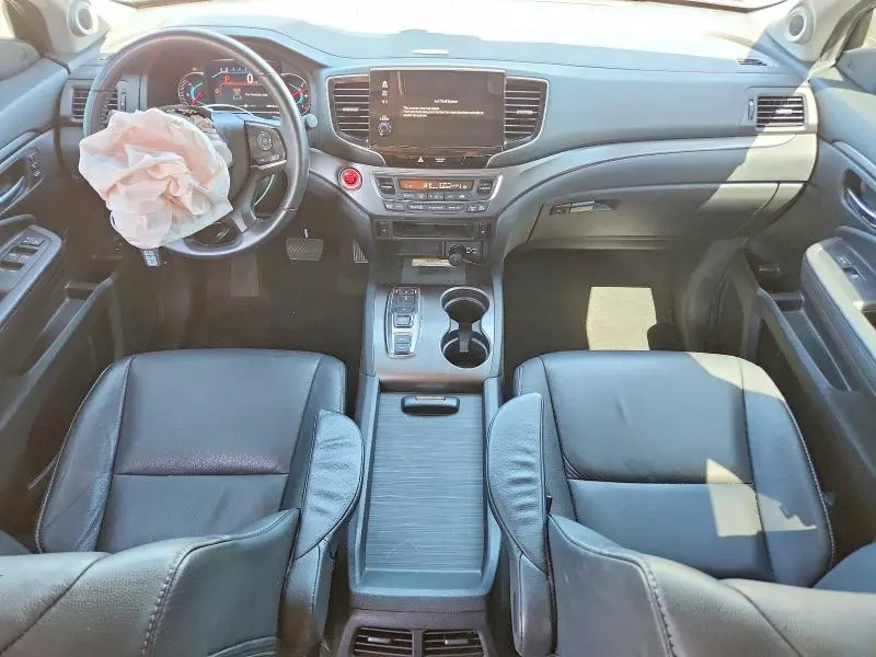 2021 HONDA PILOT SE  