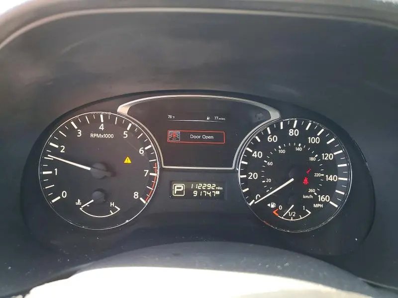 2015 NISSAN PATHFINDER SV  