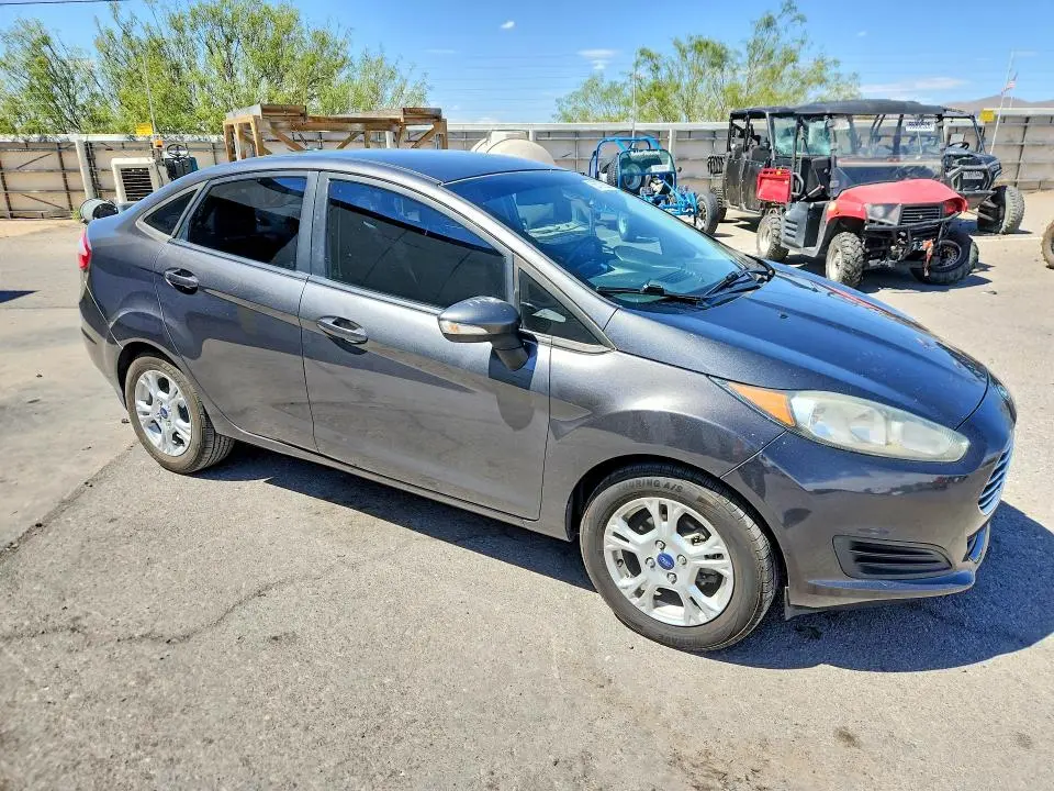 2016 FORD FIESTA SE  