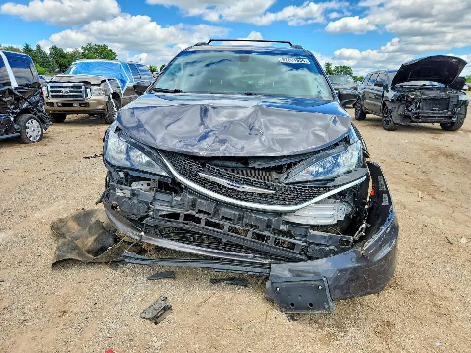 2020 CHRYSLER VOYAGER LXI  