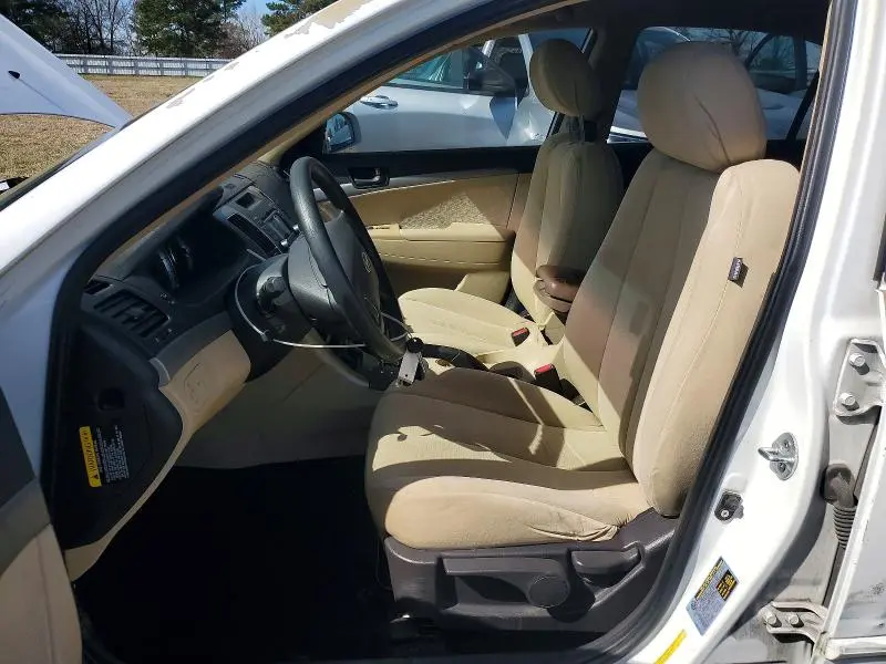 2010 HYUNDAI SONATA GLS  