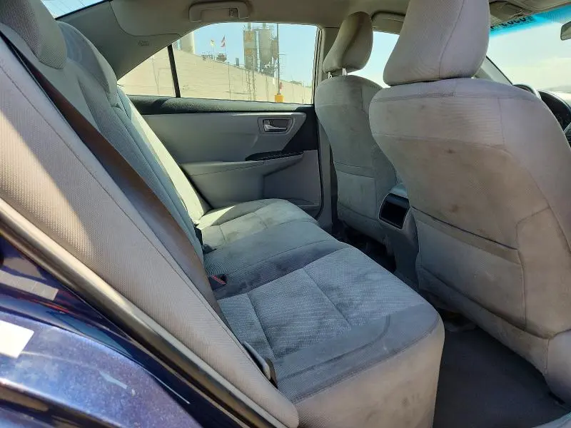 2015 TOYOTA CAMRY LE  