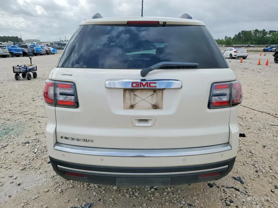 2015 GMC ACADIA SLE  