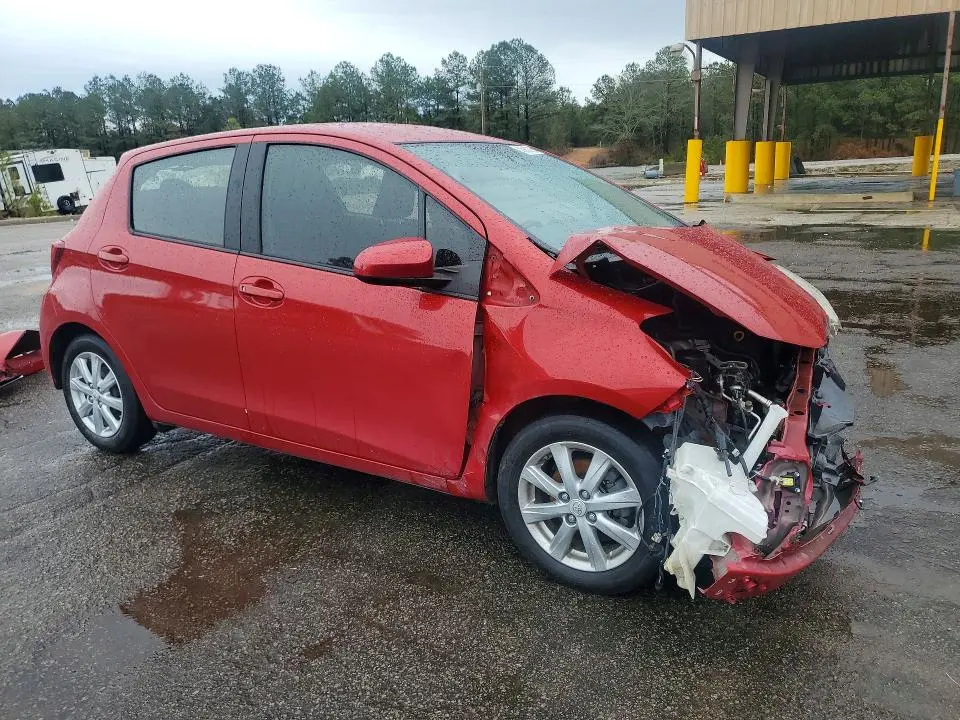 2017 TOYOTA YARIS 5-DOOR LE  