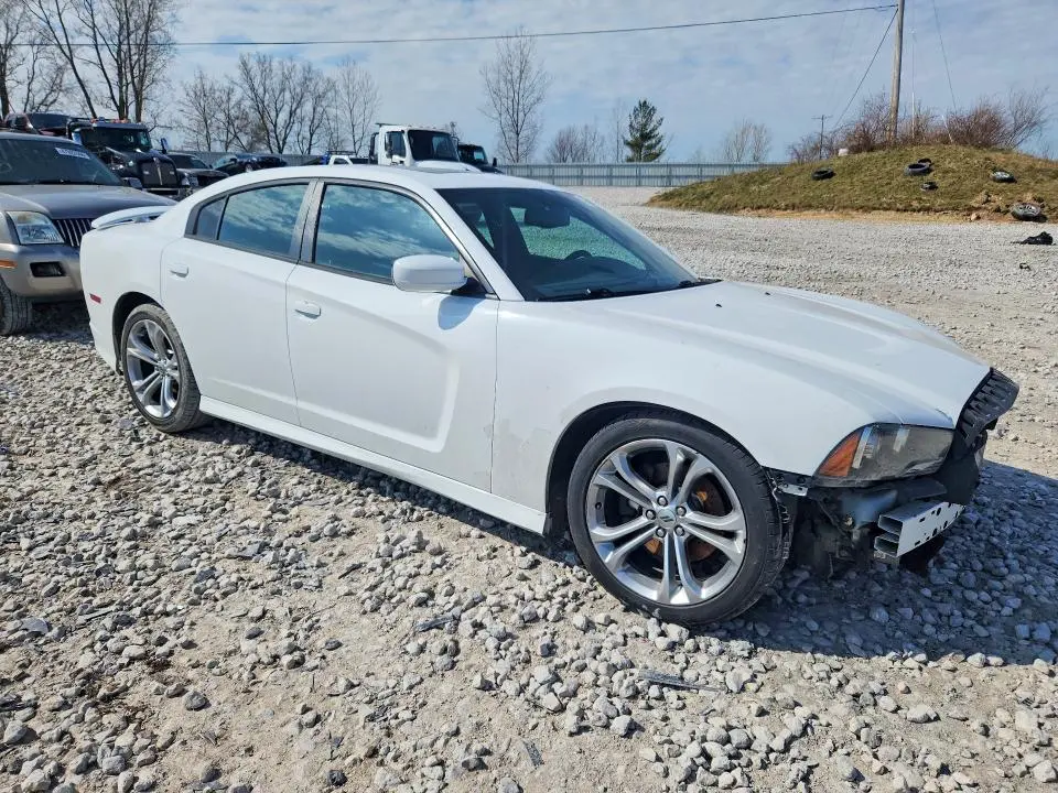 2014 DODGE CHARGER R  
