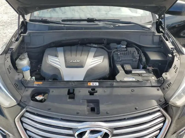 2017 HYUNDAI SANTA FE SE  