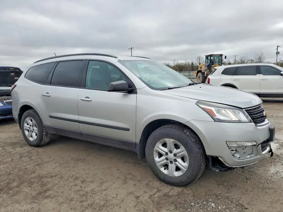 2017 CHEVROLET TRAVERSE LS  