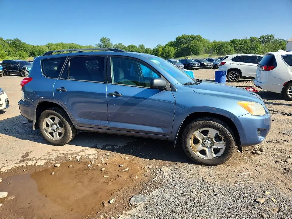 2011 TOYOTA RAV4 BASE  