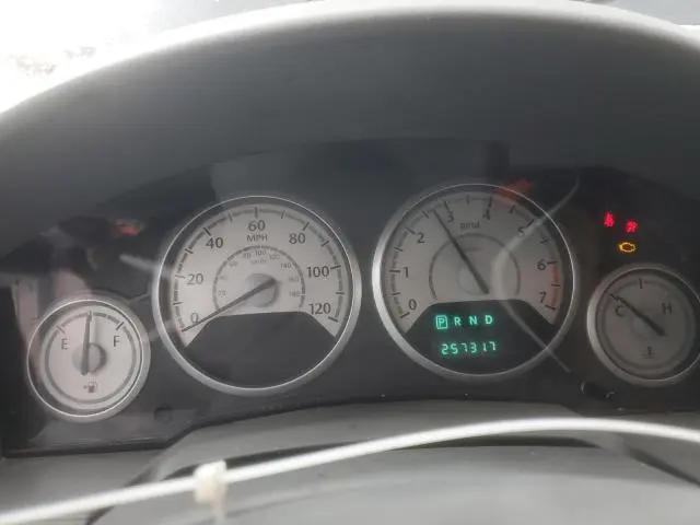 2010 CHRYSLER TOWN & COUNTRY LX  