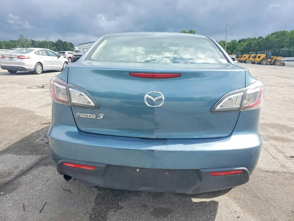 2011 MAZDA MAZDA3 TOURING  