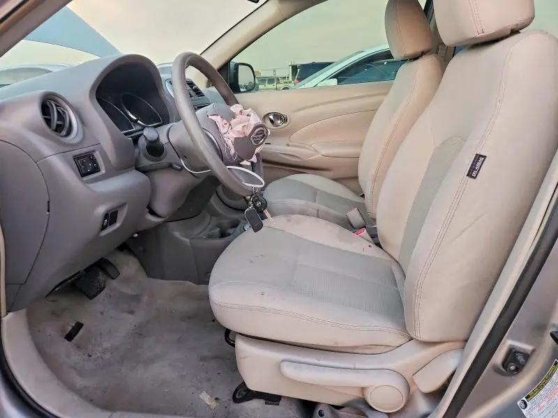 2014 NISSAN VERSA S  