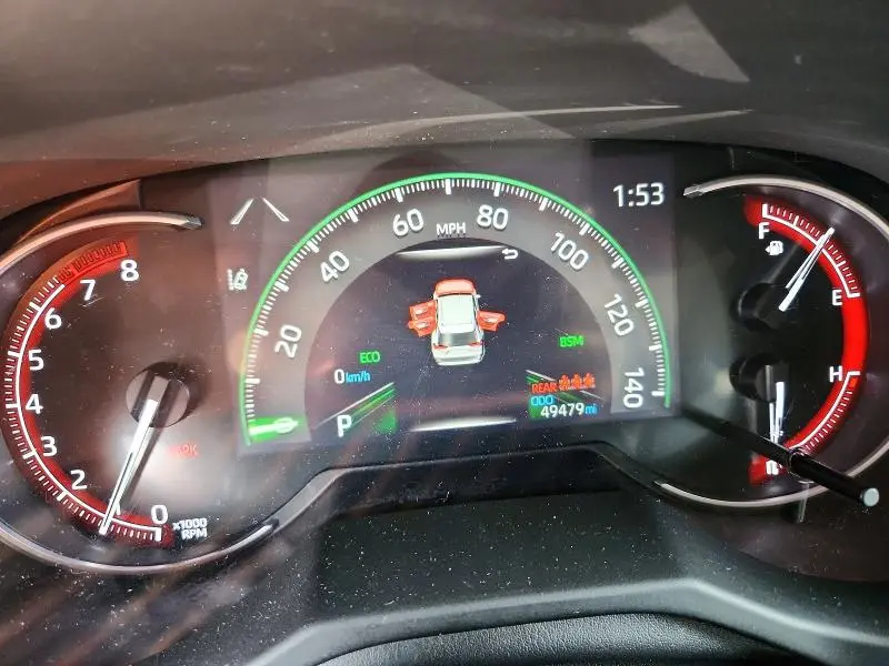2024 TOYOTA RAV4 XLE PREMIUM  