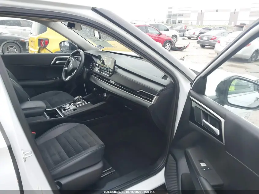 2024 MITSUBISHI OUTLANDER SE 2.5 2WD
