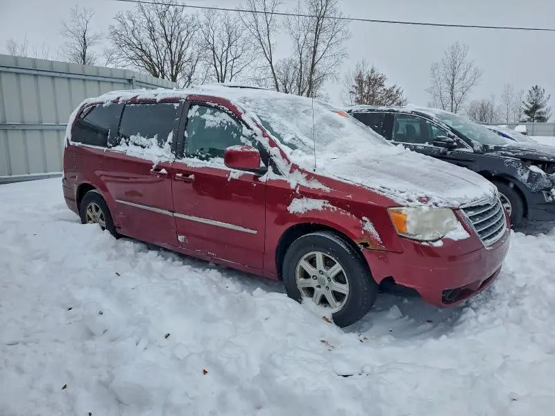 2010 CHRYSLER TOWN & COUNTRY TOURING PLUS  