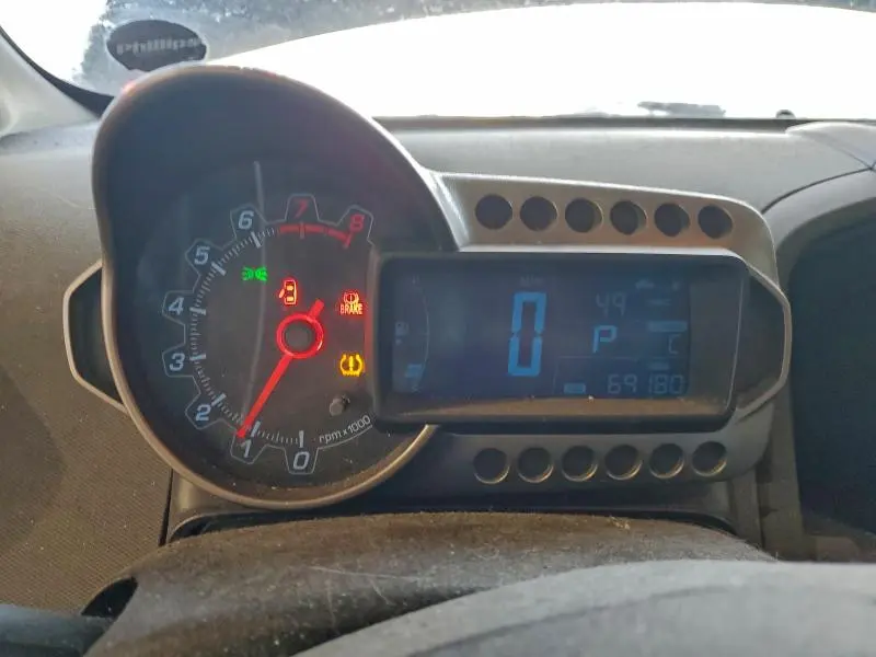 2013 CHEVROLET SONIC LS  