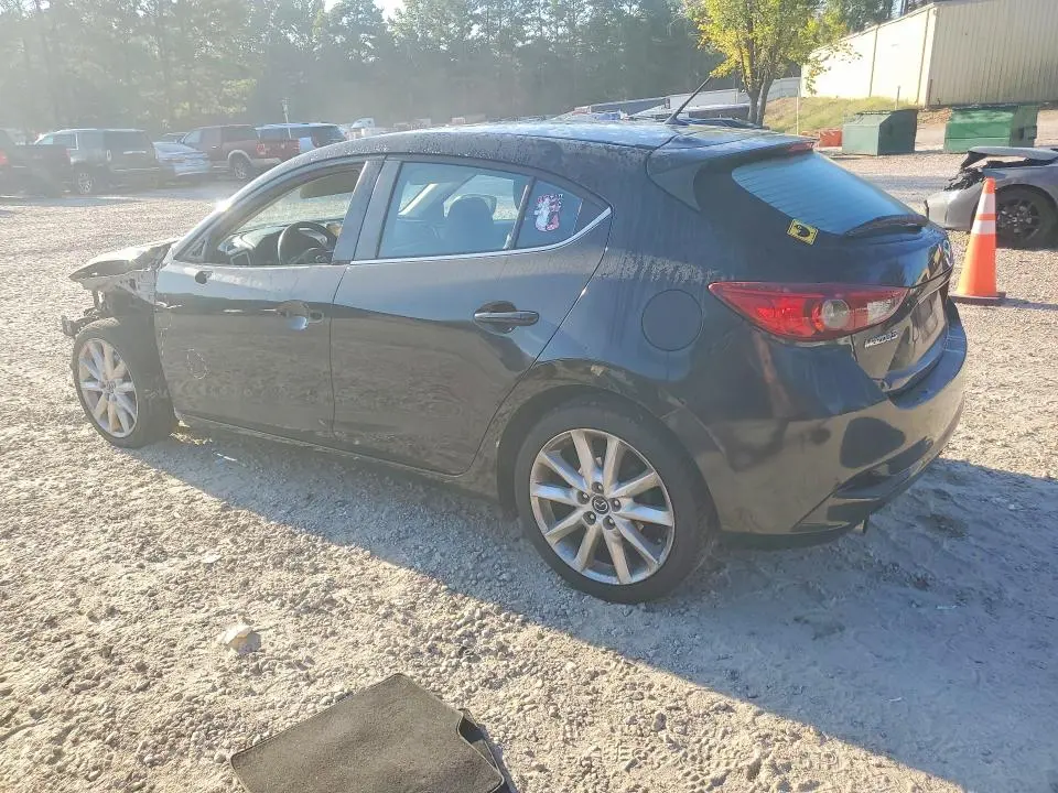 2017 MAZDA 3 TOURING  