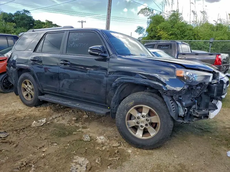 2023 TOYOTA 4RUNNER SR5  