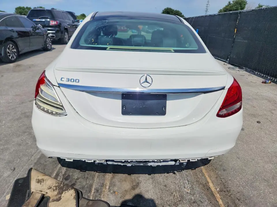 2017 MERCEDES-BENZ C 300  