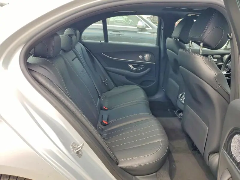 2018 MERCEDES-BENZ E 300  