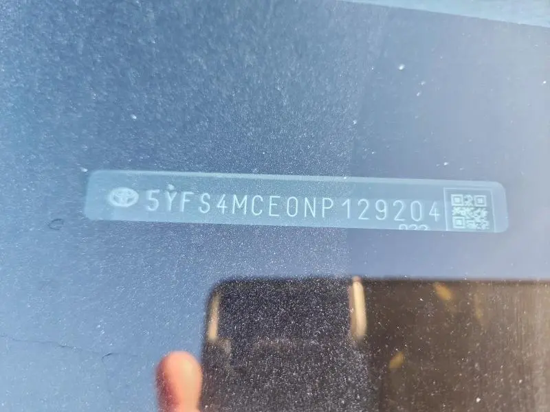 2022 TOYOTA COROLLA SE  