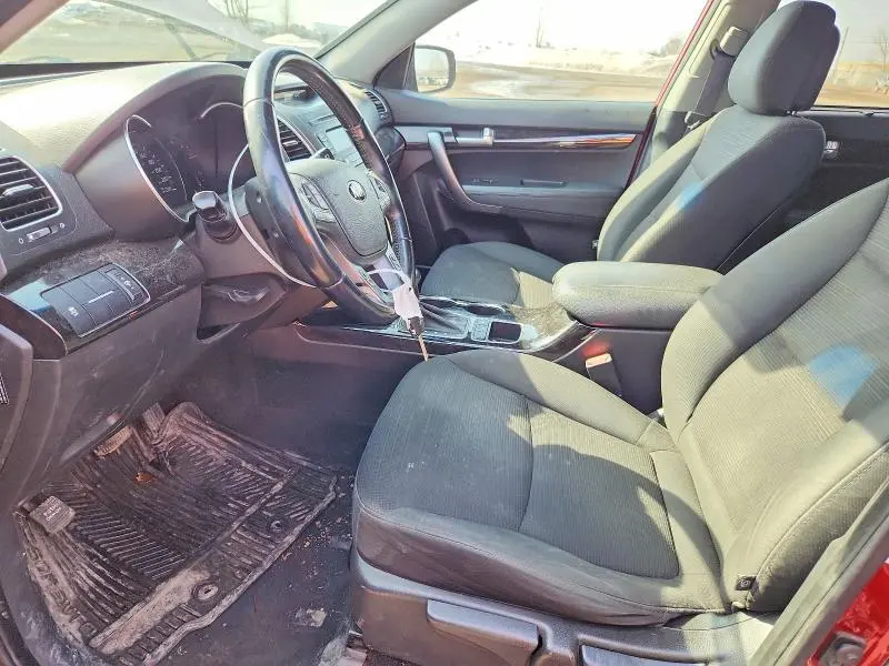 2014 KIA SORENTO LX  