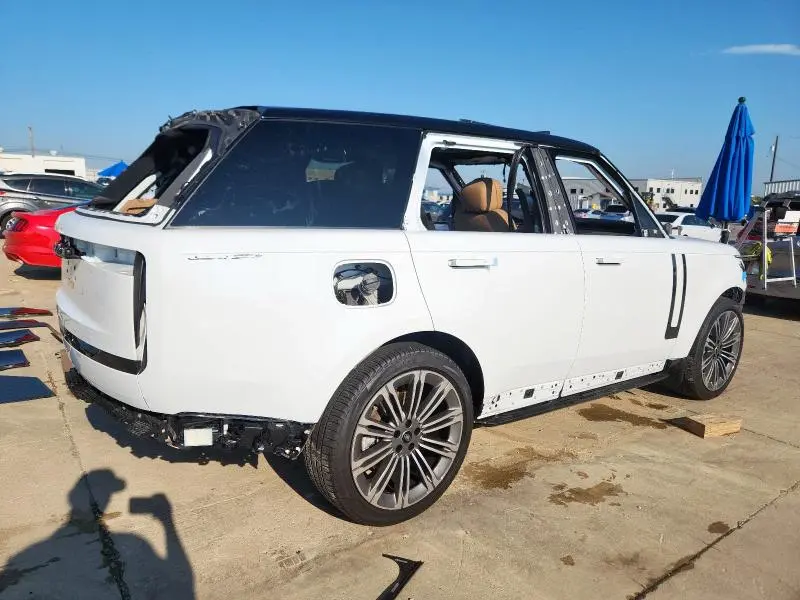 2024 LAND ROVER RANGE ROVER SE  