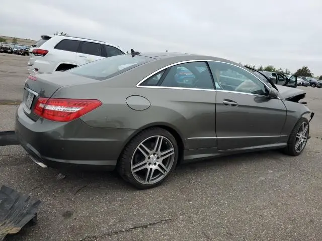 2010 MERCEDES-BENZ E 550  