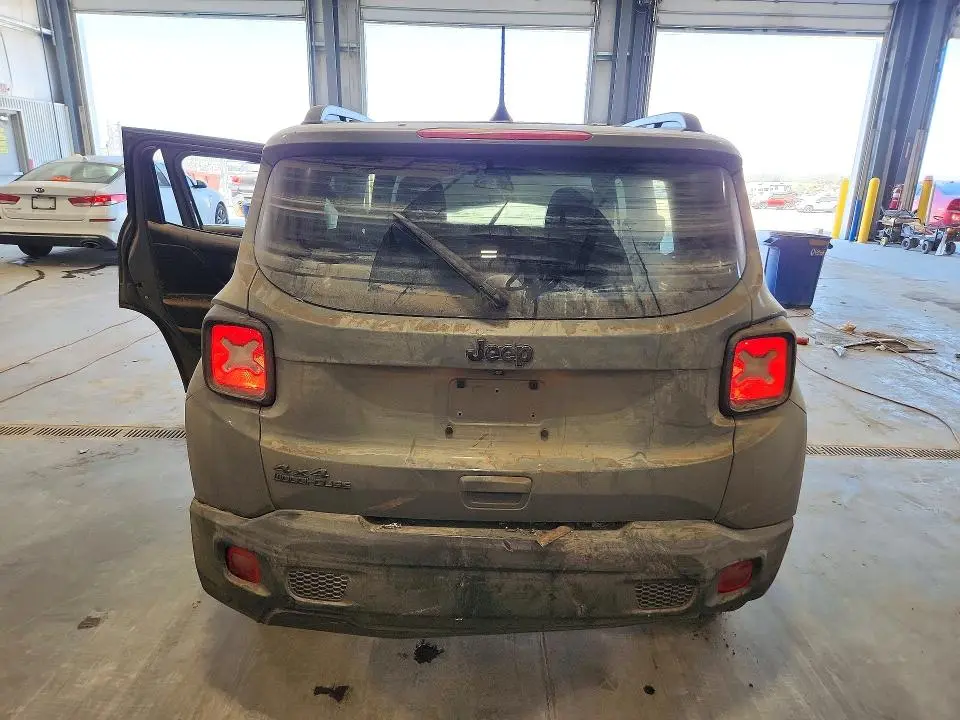 2023 JEEP RENEGADE LATITUDE  