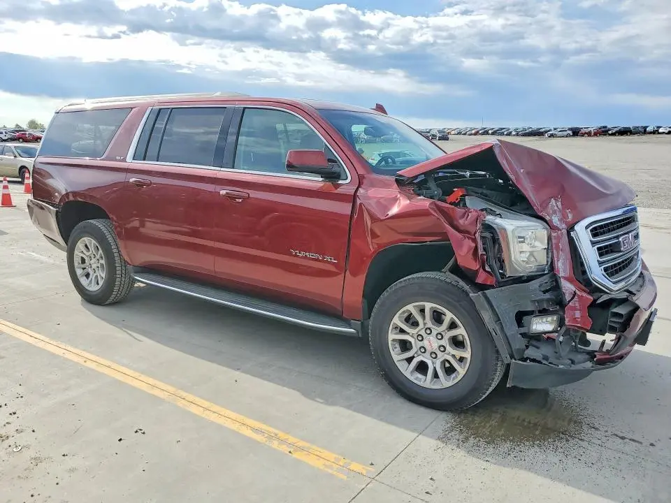 2017 GMC YUKON XL K1500 SLT  