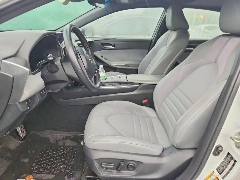 2019 TOYOTA AVALON XSE  