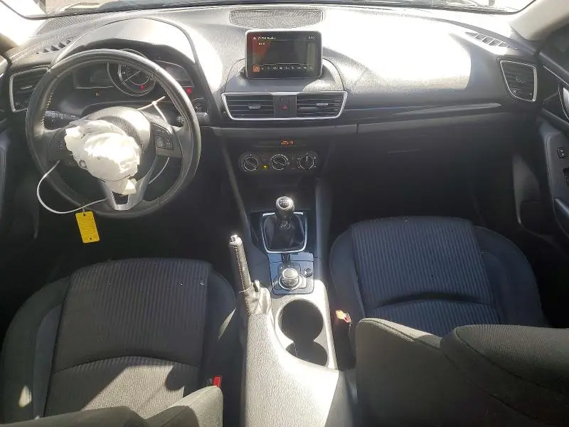 2015 MAZDA 3 TOURING  