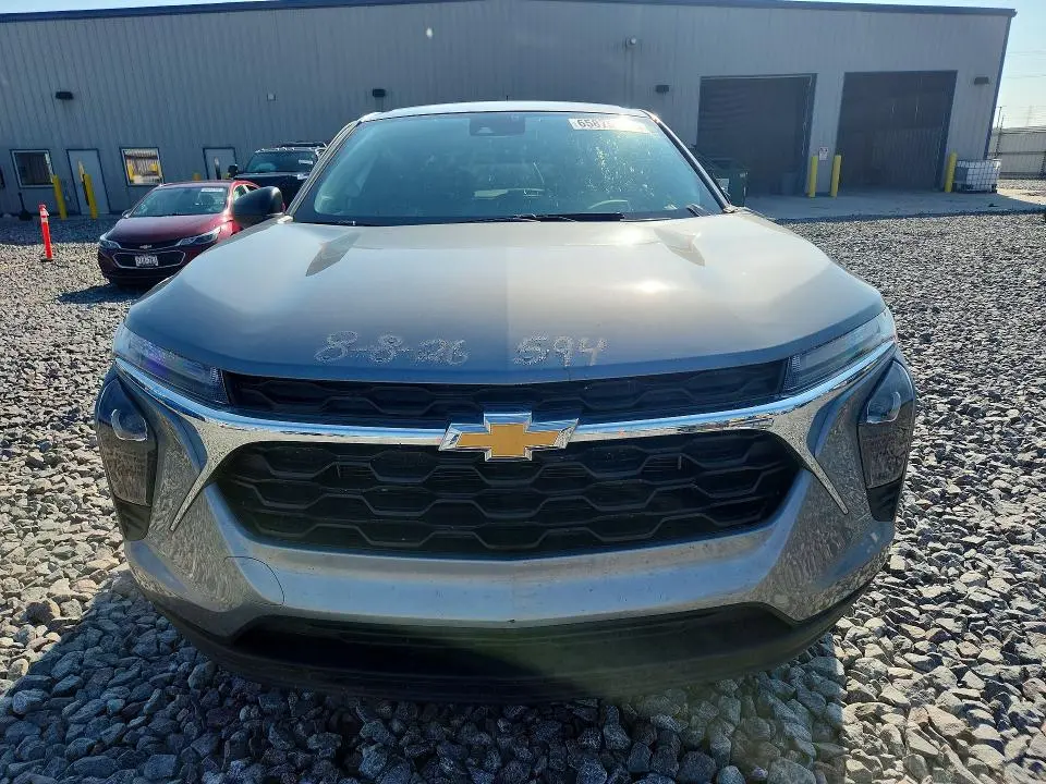 2024 CHEVROLET TRAX LS  