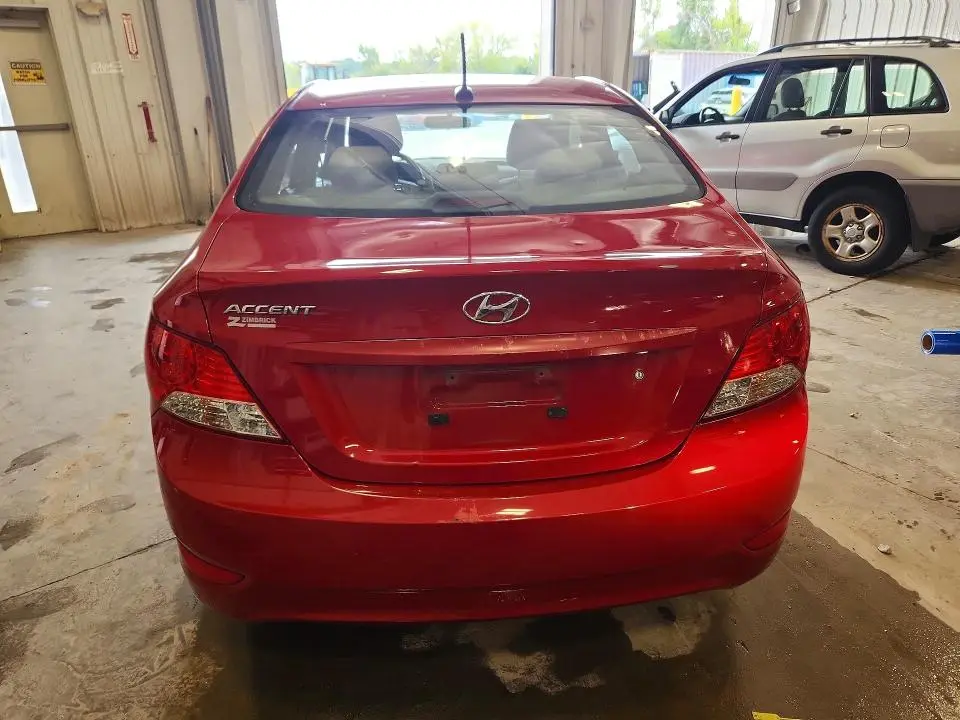 2012 HYUNDAI ACCENT GLS  