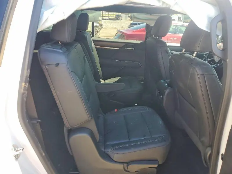 2024 GMC ACADIA UPLEVEL  