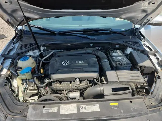 2016 VOLKSWAGEN PASSAT SE  