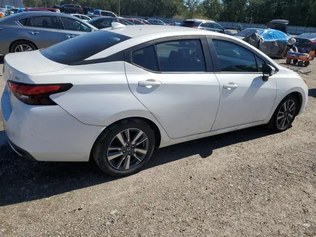 2020 NISSAN VERSA SV  