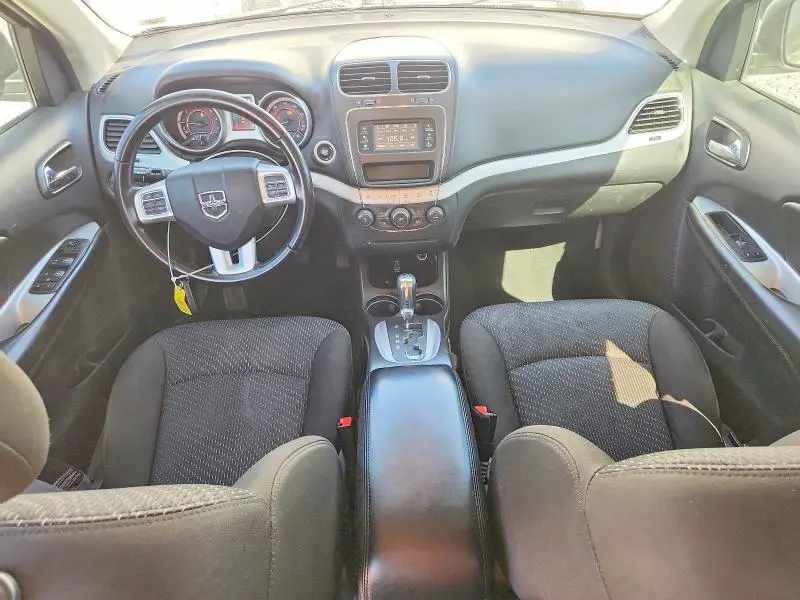 2020 DODGE JOURNEY SE  