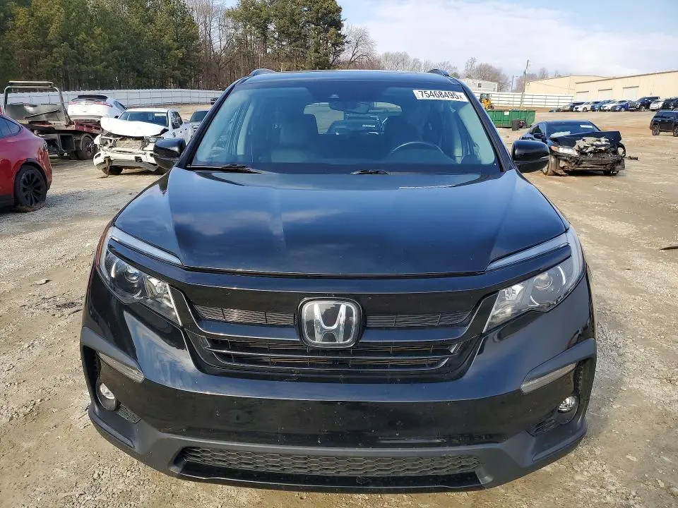 2021 HONDA PILOT SE  