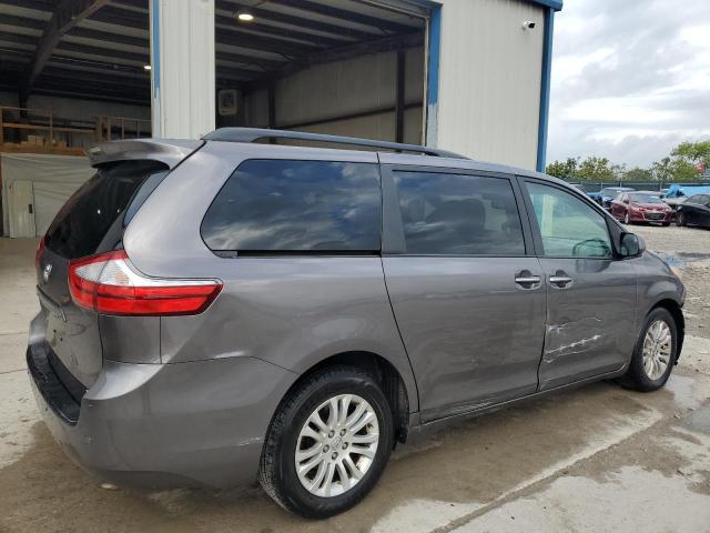 2016 TOYOTA SIENNA XLE