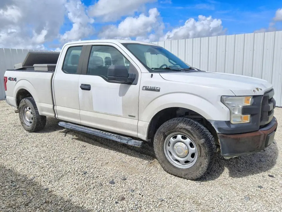 2017 FORD F150 SUPER CAB  
