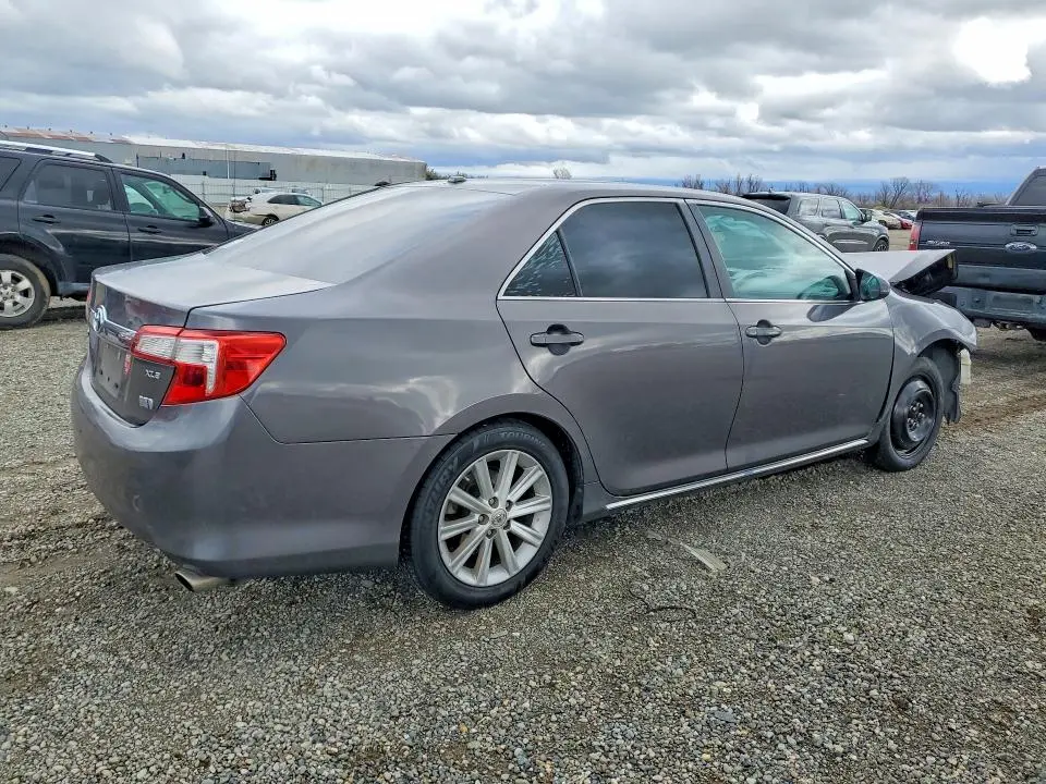 2013 TOYOTA CAMRY HYBRID  