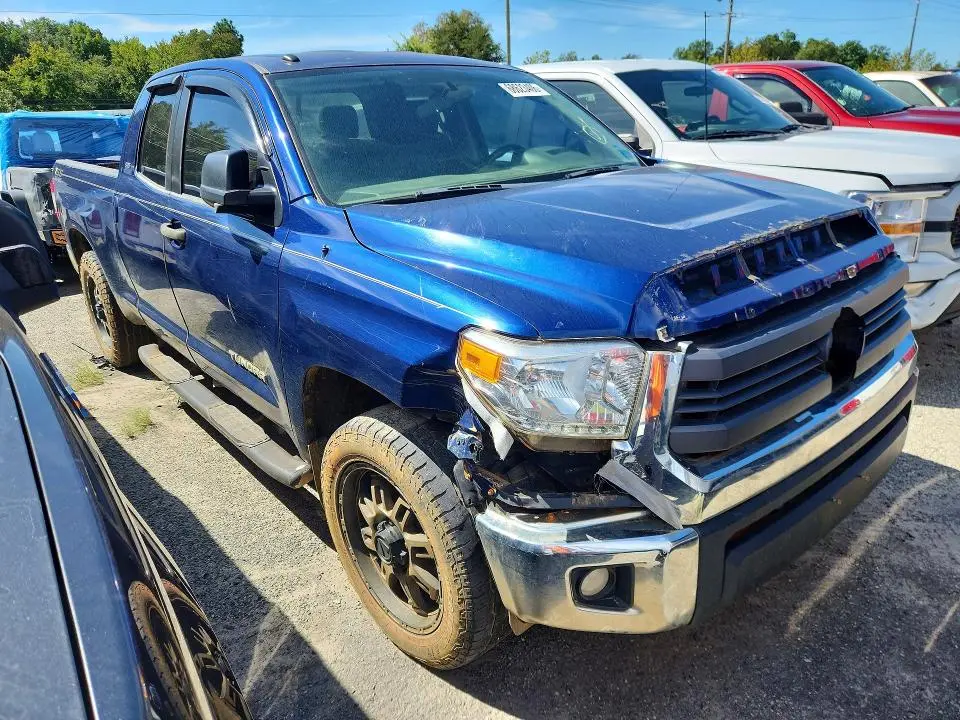 2015 TOYOTA TUNDRA SR5  