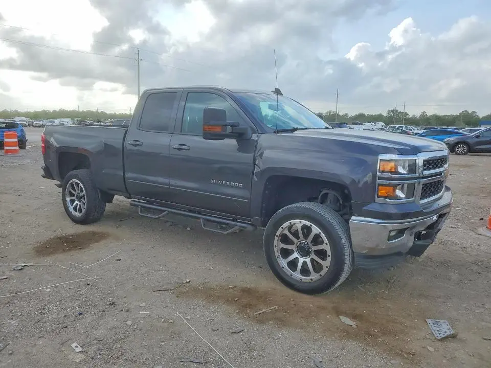 2015 CHEVROLET SILVERADO C1500 LT  