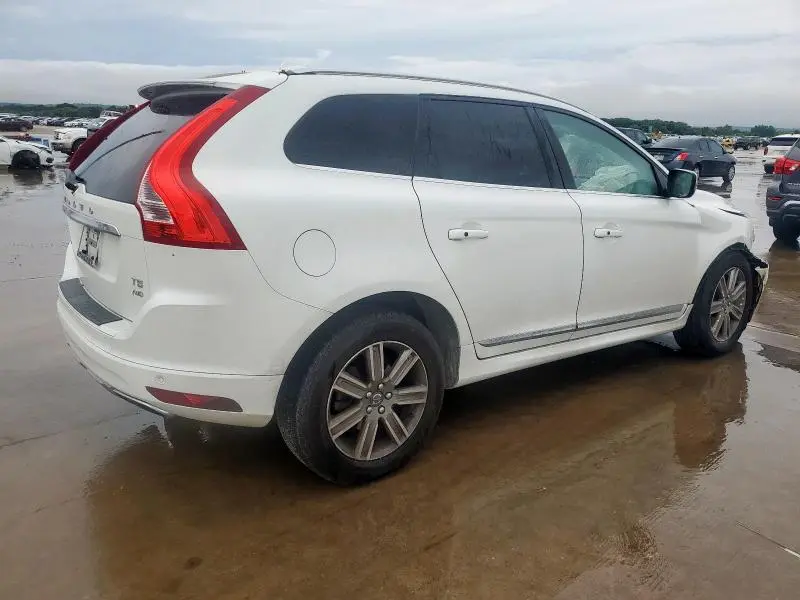 2017 VOLVO XC60 T5 INSCRIPTION  