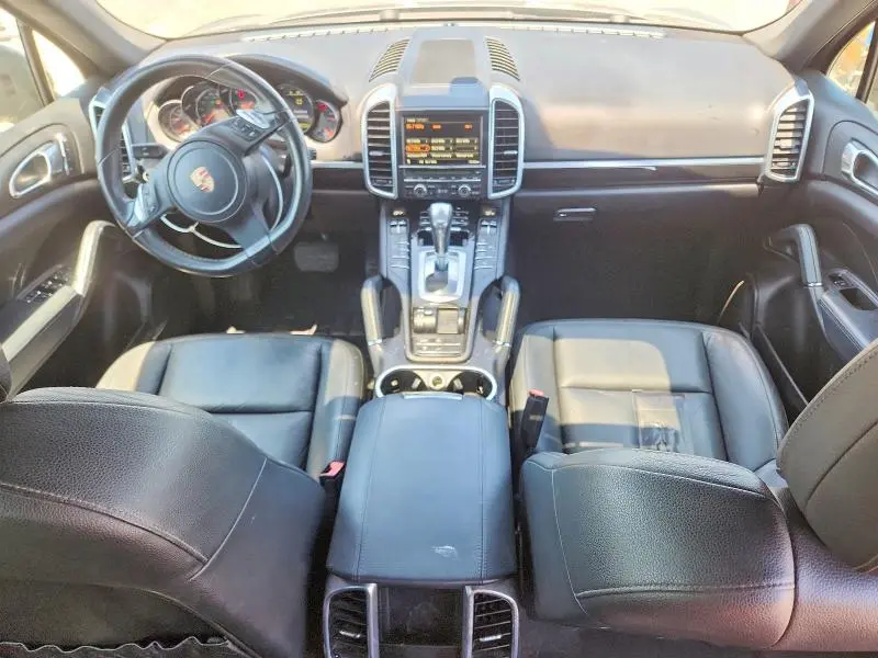2012 PORSCHE CAYENNE   