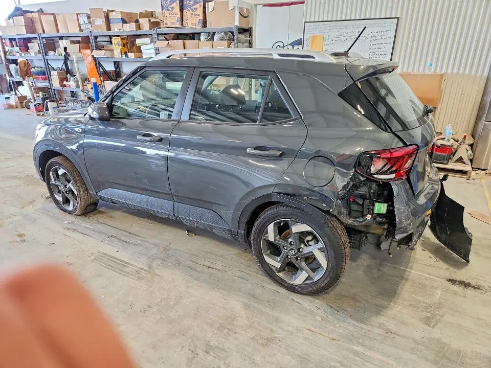 2025 HYUNDAI VENUE SEL  