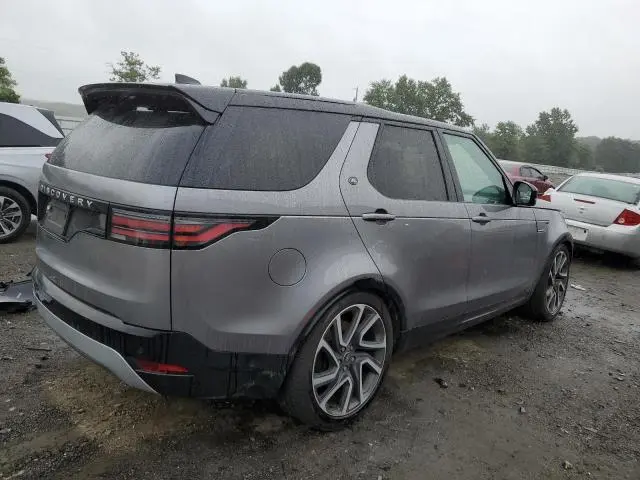 2024 LAND ROVER DISCOVERY METROPOLITAN EDITION  